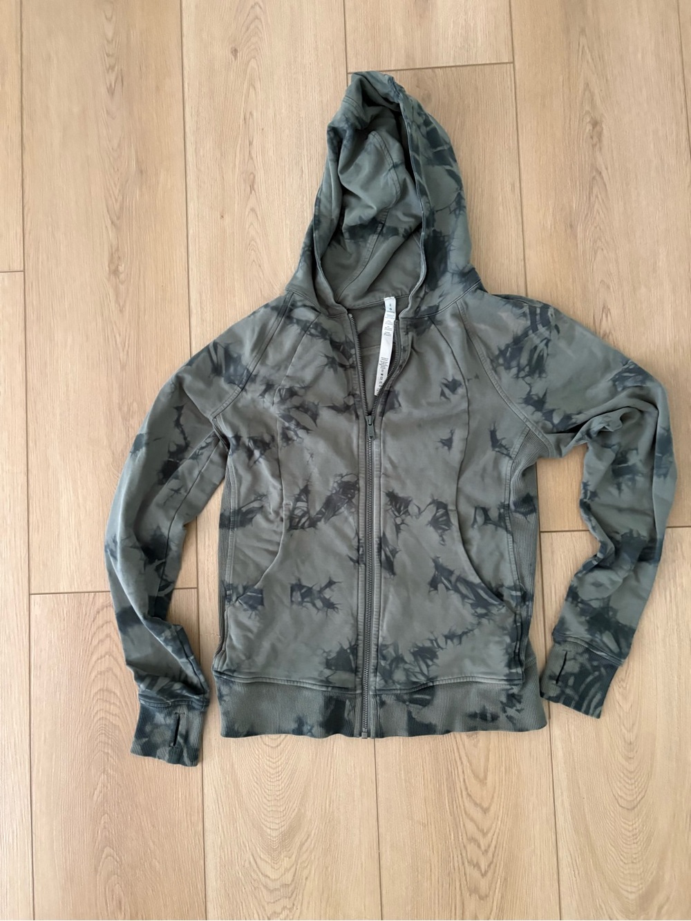Lululemon Scuba Full Zip Hoodie Sage Green Black Tie Dye Women’s Size 8